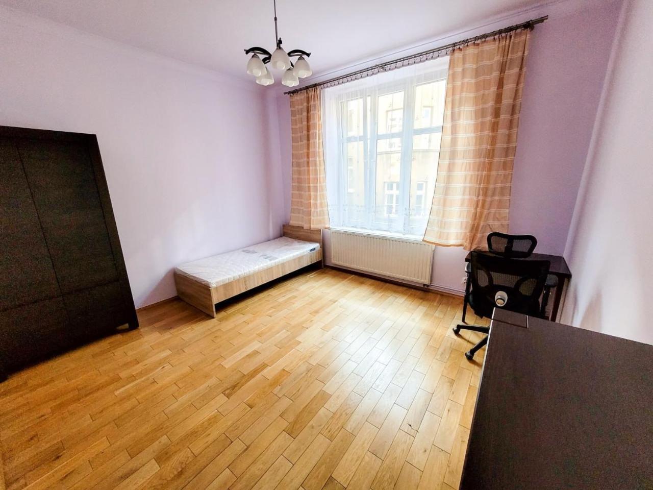 Wild Solutions Sauna Apartments Cracovia Esterno foto