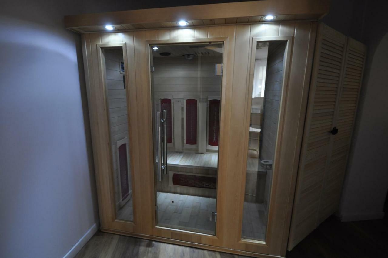 Wild Solutions Sauna Apartments Cracovia Esterno foto