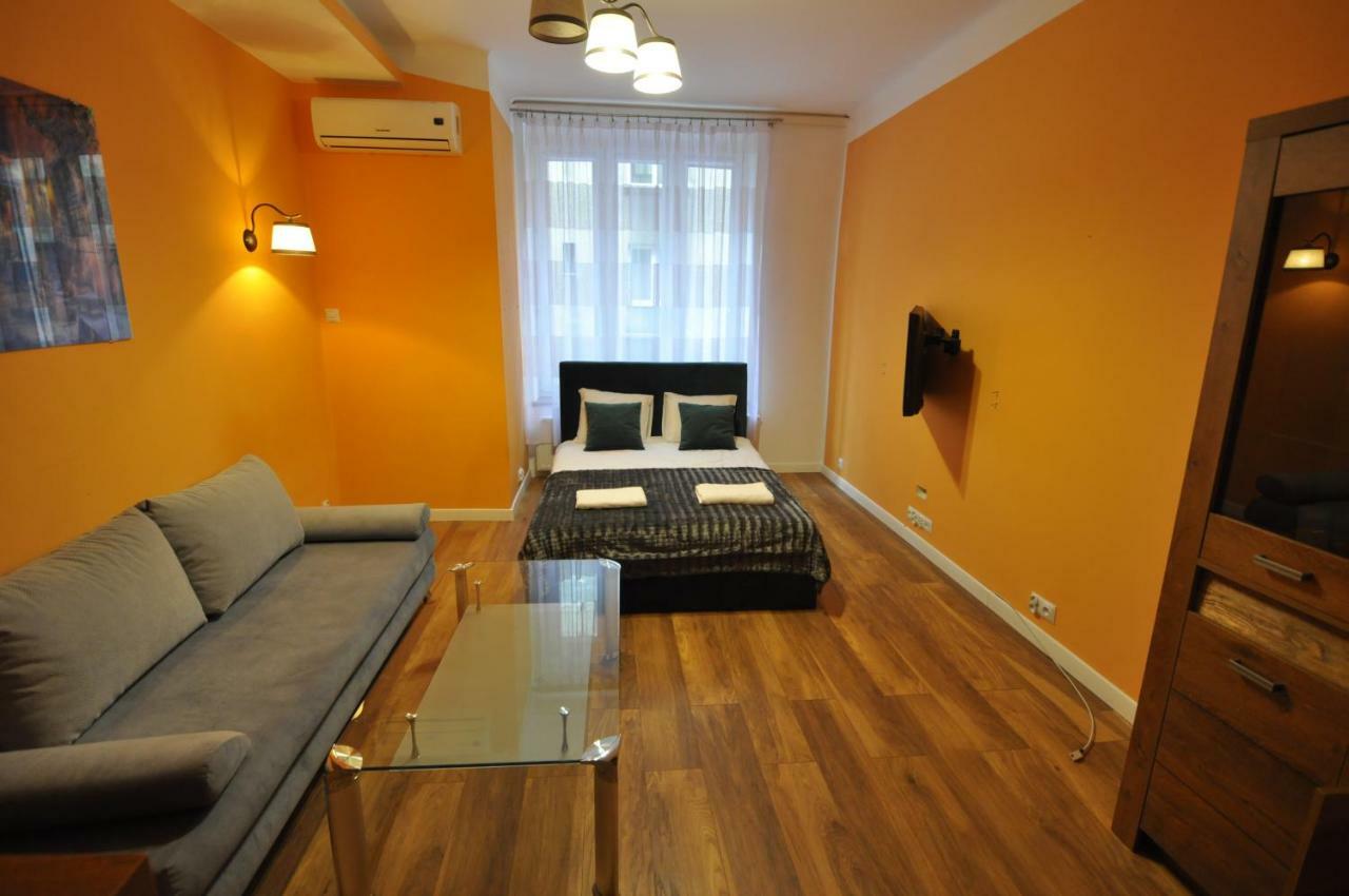 Wild Solutions Sauna Apartments Cracovia Esterno foto
